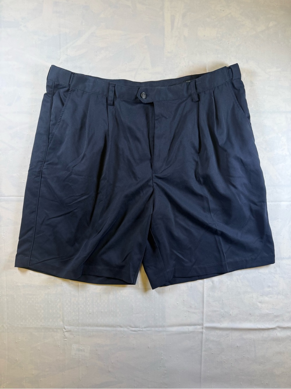 Izod Men's Navy Flat Front Golf Shorts with Adjustable Waist